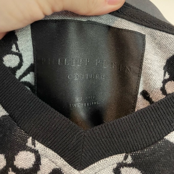 PhilippPlein skull and bones black and grey v neck sweater cotton size small - Picture 3 of 9